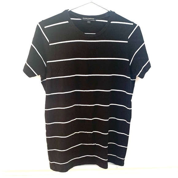 BRANDY MELVILLE T shirt, black and white - Picture 2 of 3